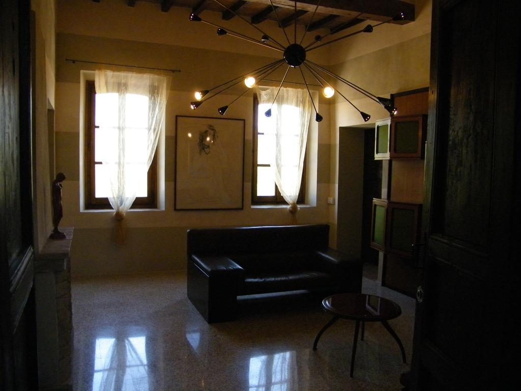 Room And Breakfast Torre Felino Экстерьер фото